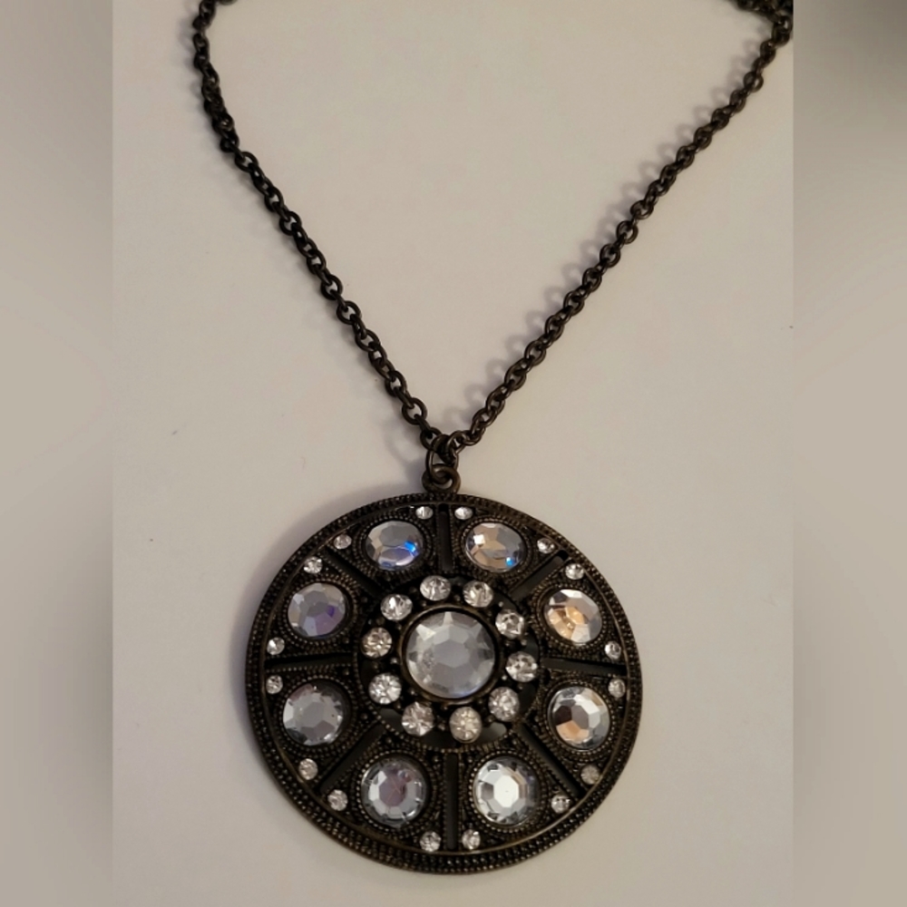 VINTAGE ESTATE bronze toned necklace Large Circle Pendant Cz Crystal Rhinestones